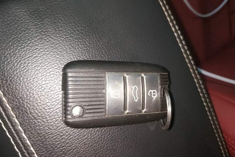Used Roewe RX5 2020 20T Automatic 4G Connect Excellence Edition Vehicle Key