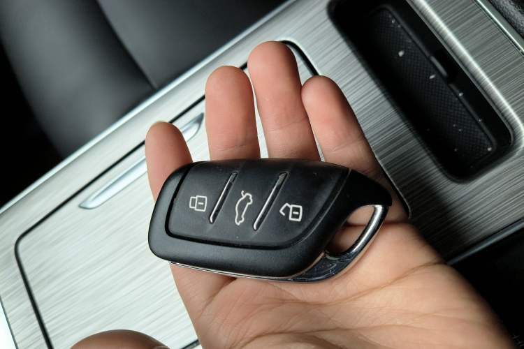 Used Roewe RX5 2020 PLUS 300TGI Automatic Ali New Year Special Edition Vehicle Key