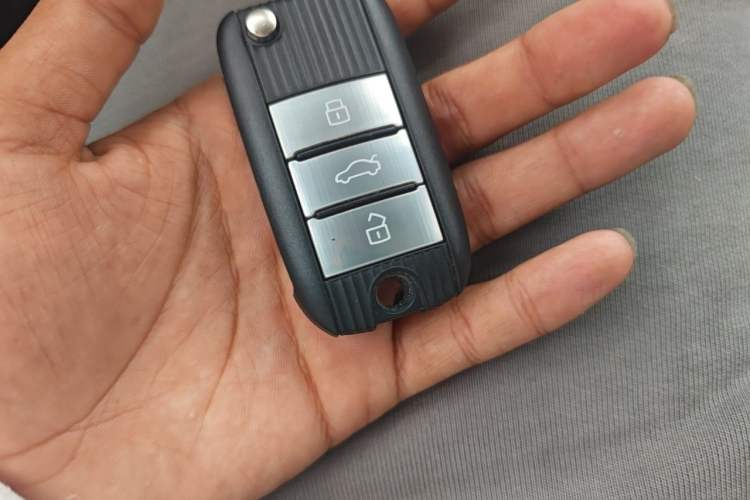 Used Roewe RX5 2020 20T Automatic 4G Connect Superior Flagship Edition Vehicle Key
