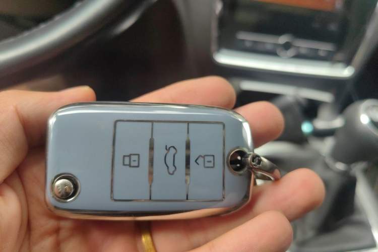 Used Roewe RX5 2020 20T Manual 4G Connect Super-Luxury Flagship Edition Vehicle Key