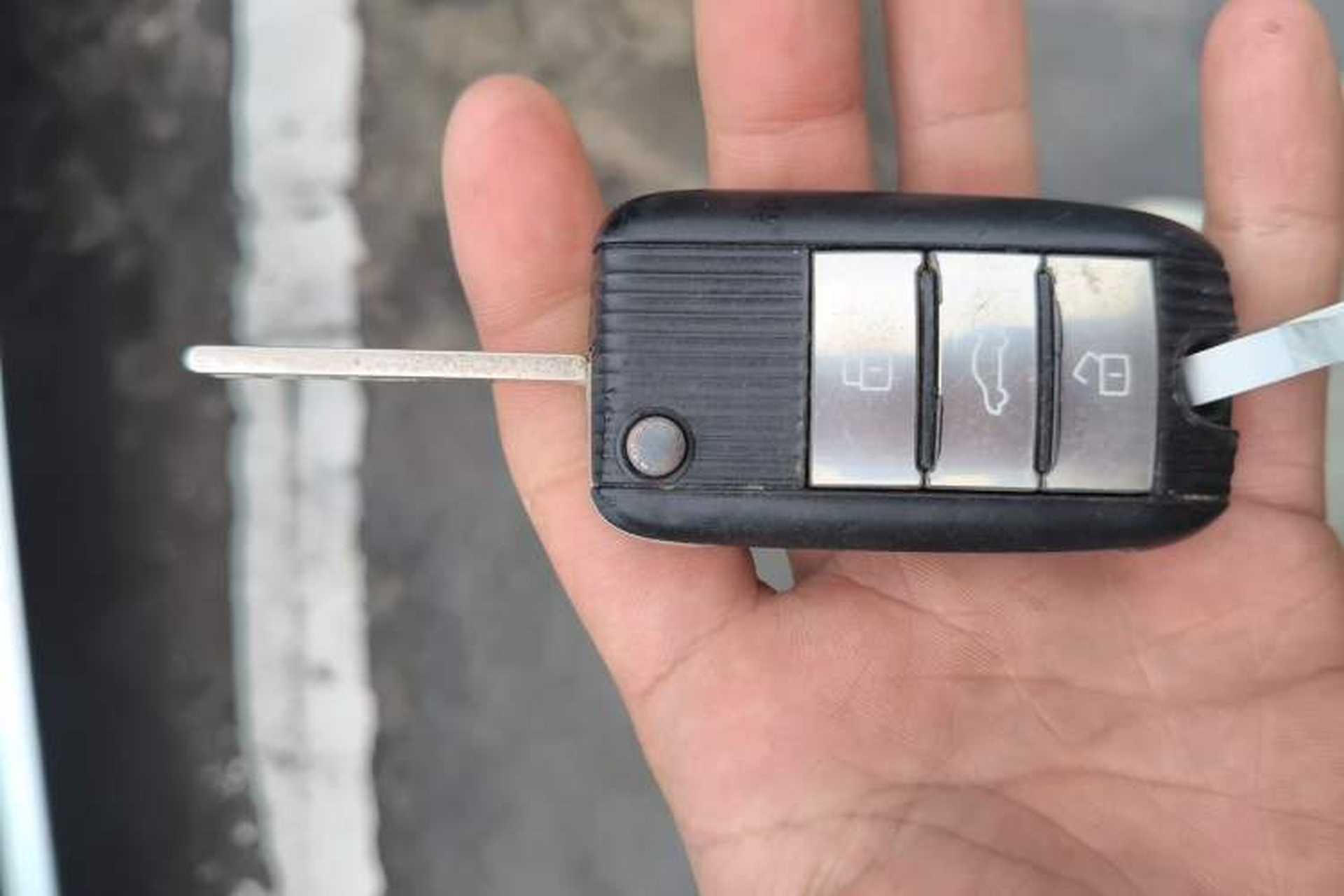 Used Roewe RX5 2020 20T Automatic 4G Connect Superior Flagship Edition Vehicle Key