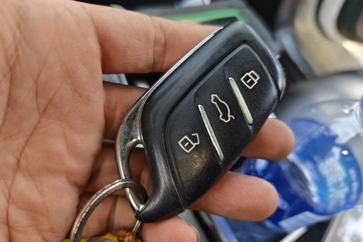 Used Roewe RX5 2020 PLUS 300TGI Automatic Ali National Style Luxury Edition Vehicle Key