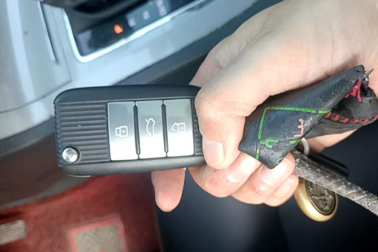 Used Roewe RX5 2020 20T Automatic 4G Connect Superior Flagship Edition Vehicle Key