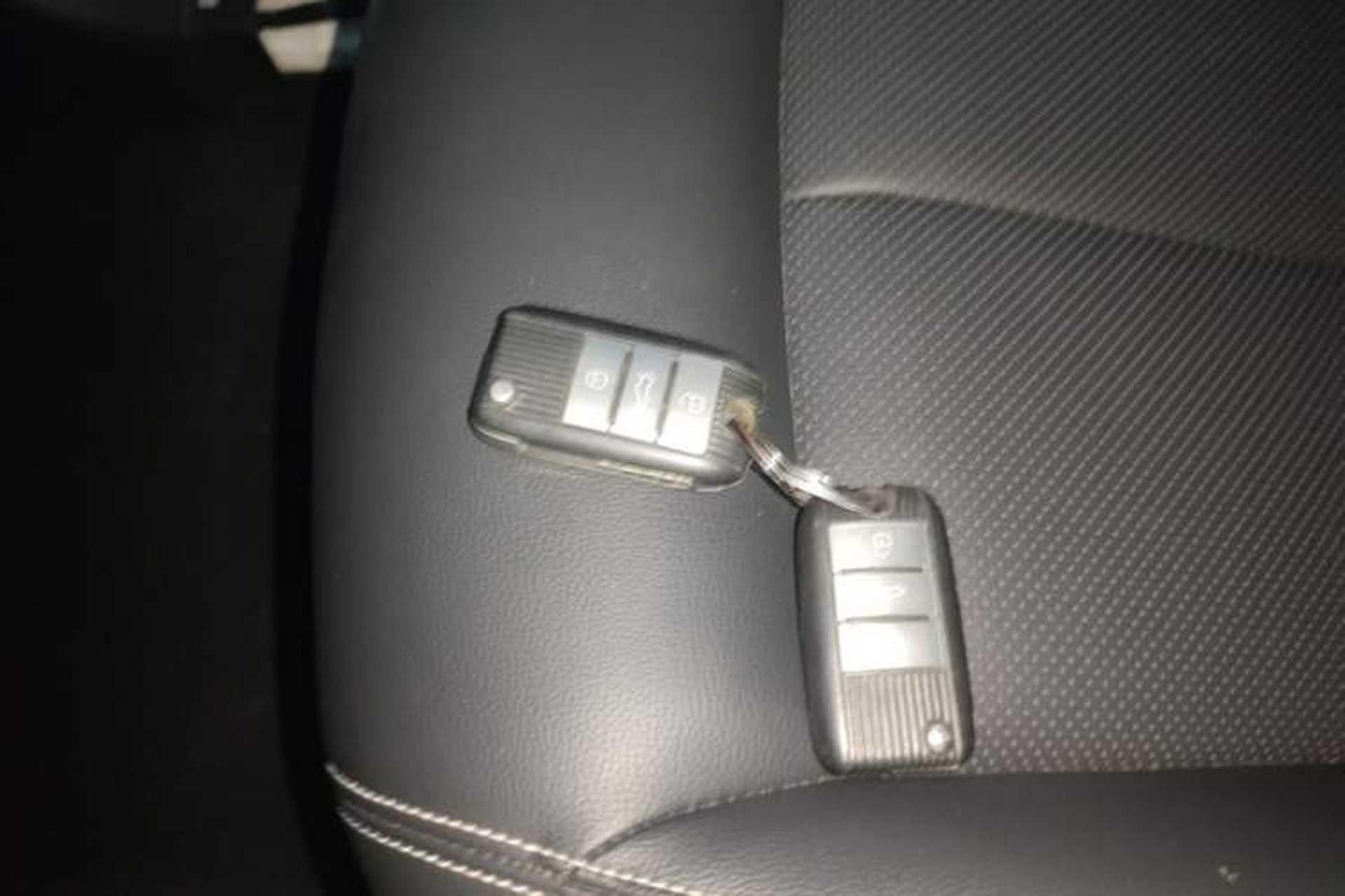 Used Roewe RX5 2020 20T Automatic 4G Connect Superior Flagship Edition Vehicle Key