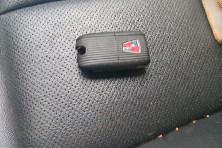 Used Roewe RX5 2020 20T Automatic 4G Connect Superior Flagship Edition Vehicle Key