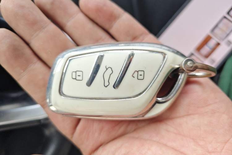 Used Roewe RX5 2020 PLUS 300TGI Automatic Ali National Trend Flagship Edition Vehicle Key