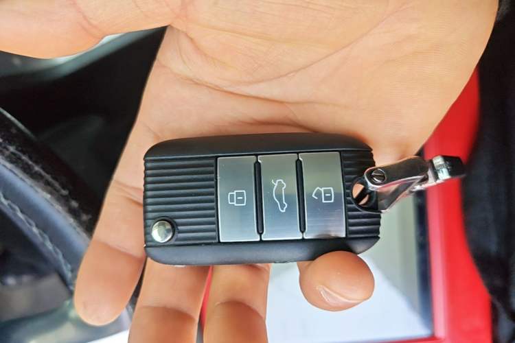 Used Roewe RX5 2020 20T Automatic 4G Connected Million Edition Vehicle Key