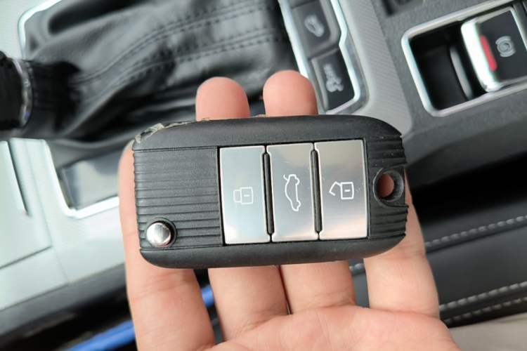 Used Roewe RX5 2020 20T Automatic 4G Connect Superior Flagship Edition Vehicle Key