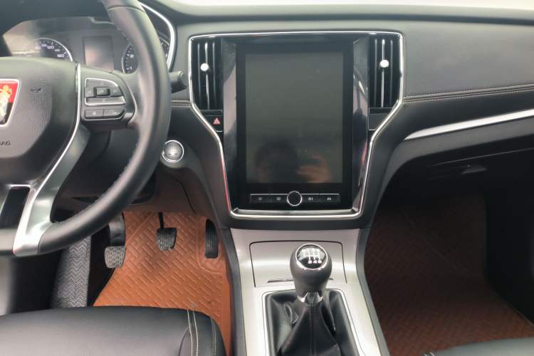 Used Roewe RX5 2020 20T Manual 4G Connect Super-Luxury Flagship Edition Audio And AC Panel