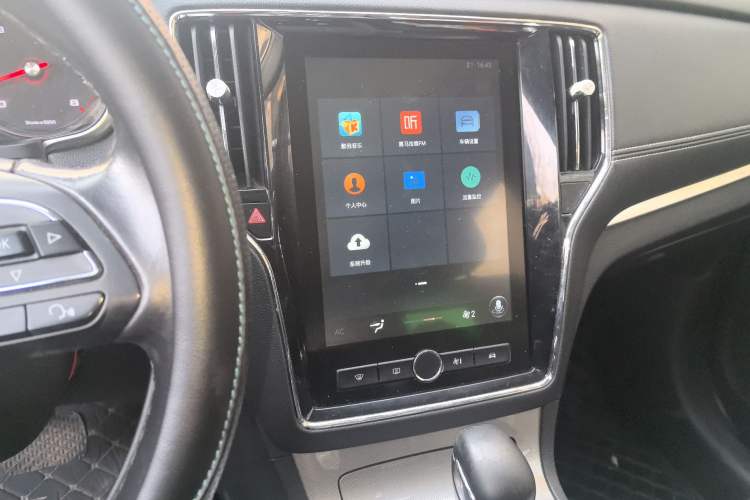 Used Roewe RX5 2020 20T Automatic 4G Connected Million-Dollar Flagship Edition Audio And AC Panel