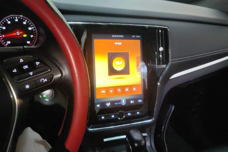 Used Roewe RX5 2020 20T Automatic 4G Connect Superior Flagship Edition Audio And AC Panel