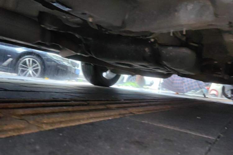 Used Roewe RX5 2020 20T Automatic 4G Connect Superior Flagship Edition Chassis Front Left