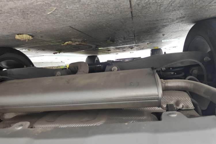 Used Roewe RX5 2020 20T Manual 4G Connect Million Edition Chassis Rear