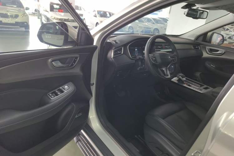 Used Roewe RX5 2020 PLUS 300TGI Automatic Ali National Trend Flagship Edition Driver Seat