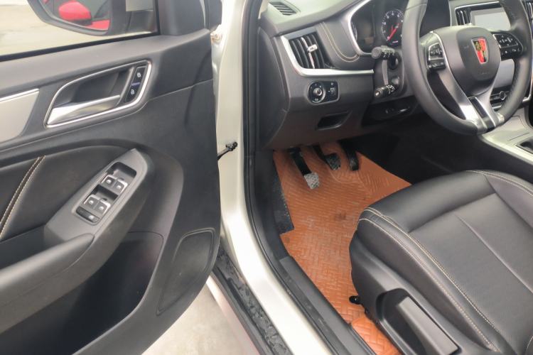 Used Roewe RX5 2020 20T Manual 4G Connect Super-Luxury Flagship Edition Driver Seat
