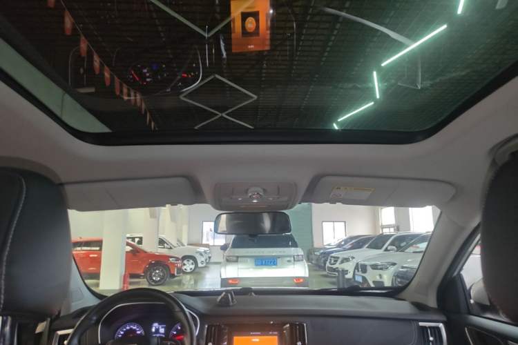 Used Roewe RX5 2020 20T Automatic 4G Connect Superior Flagship Edition Headliner