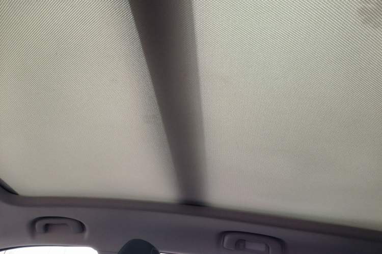 Used Roewe RX5 2020 20T Manual 4G Connect Super-Luxury Flagship Edition Headliner