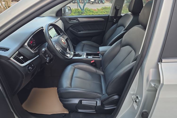 Used Roewe RX5 2020 20T Automatic 4G Connected Million Edition Interior 1