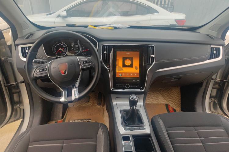 Used Roewe RX5 2020 20T Manual 4G Connect Million Edition Interior 2