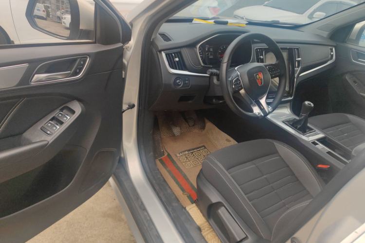 Used Roewe RX5 2020 20T Manual 4G Connect Million Edition Interior 3