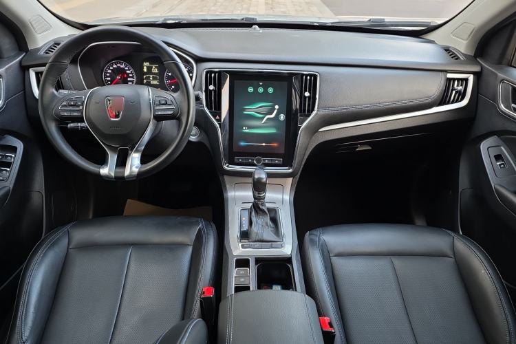 Used Roewe RX5 2020 20T Automatic 4G Connected Million Edition Interior 4