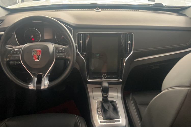 Used Roewe RX5 2020 20T Automatic 4G Connect Superior Flagship Edition Interior 4