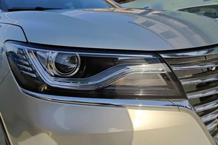 Used Roewe RX5 2020 20T Manual 4G Connect Million Edition Left Front Headlight