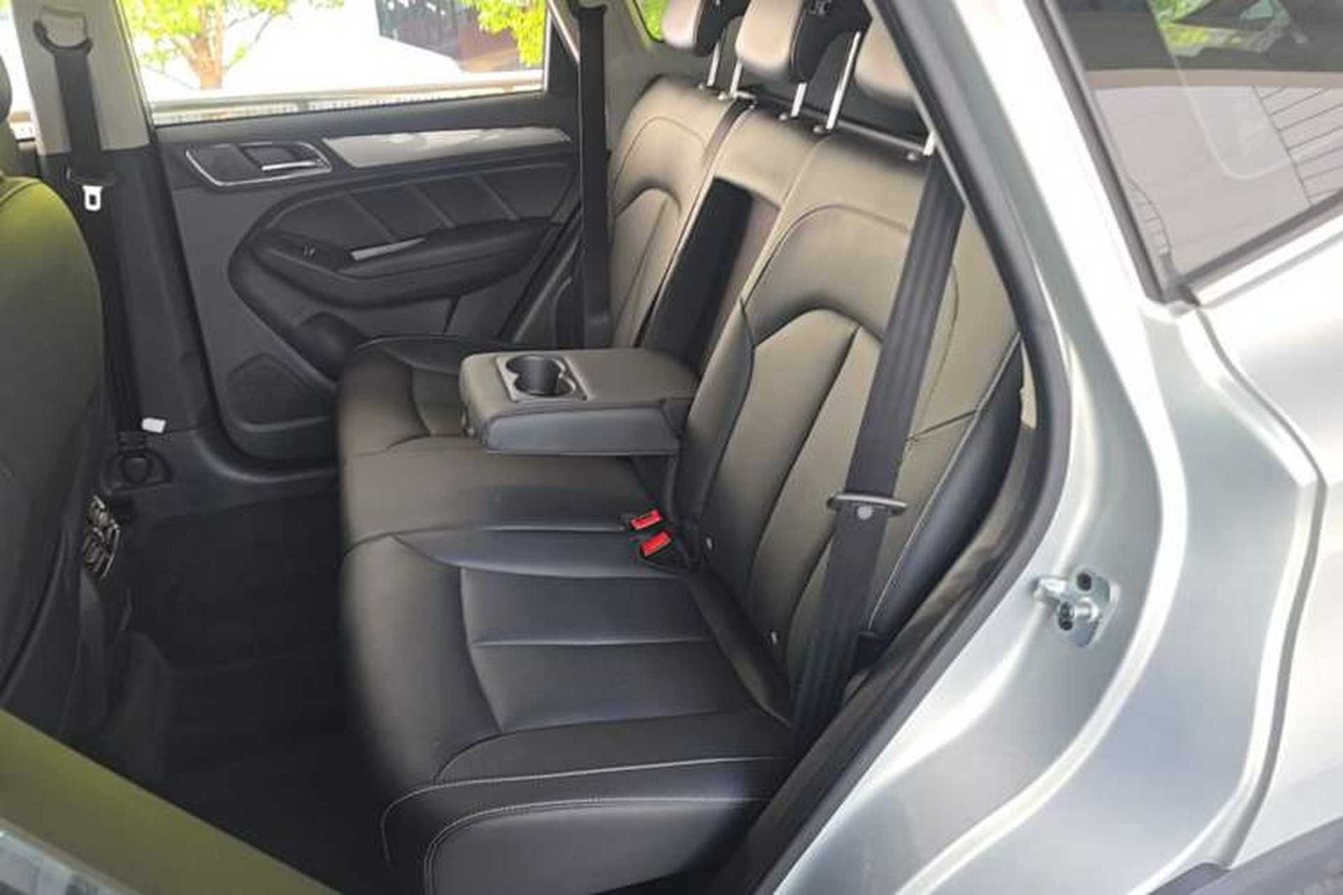 Used Roewe RX5 2020 20T Automatic 4G Connect Superior Flagship Edition Left Rear Seat