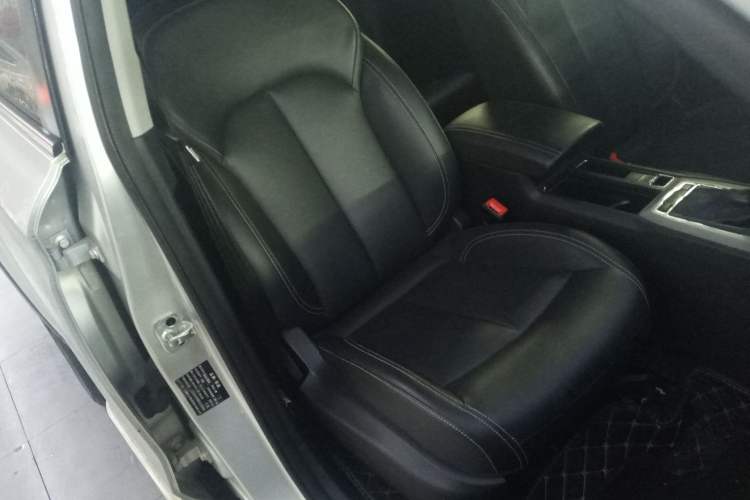 Used Roewe RX5 2020 20T Automatic 4G Connect Superior Flagship Edition Right Front Seat