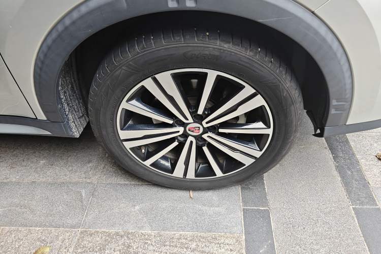 Used Roewe RX5 2020 20T Manual 4G Connect Million Edition Right Front Wheel Hub