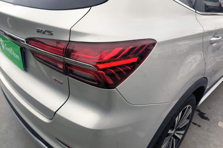 Used Roewe RX5 2020 20T Manual 4G Connect Super-Luxury Flagship Edition Right Rear Taillight