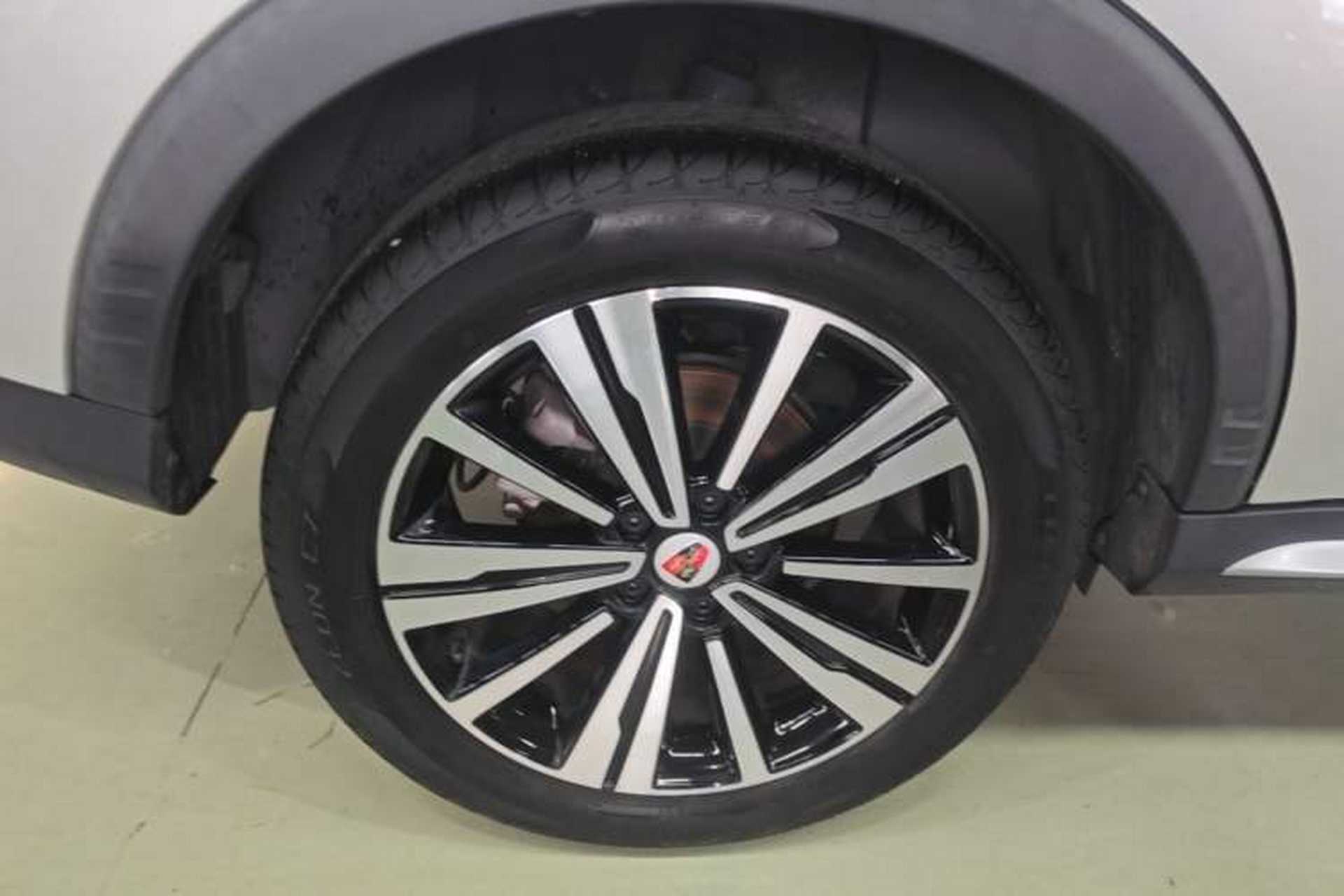Used Roewe RX5 2020 20T Automatic 4G Connect Superior Flagship Edition Right Rear Wheel Hub