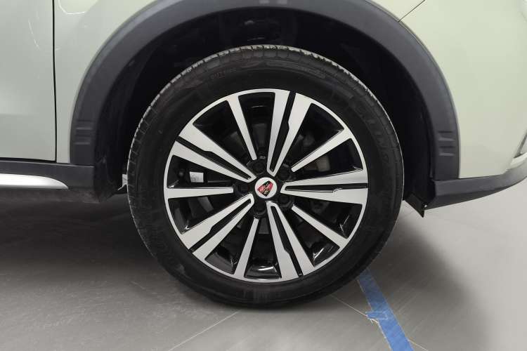 Used Roewe RX5 2020 20T Automatic 4G Connect Superior Flagship Edition Right Rear Wheel Hub