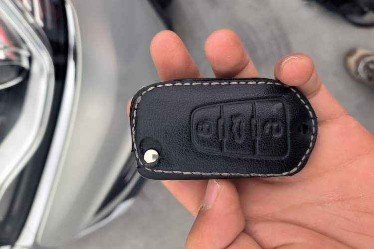 Used Roewe RX5 2020 20T Manual 4G Connect Super-Luxury Flagship Edition Vehicle Key