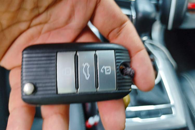 Used Roewe RX5 2020 20T Automatic 4G Connect Superior Flagship Edition Vehicle Key