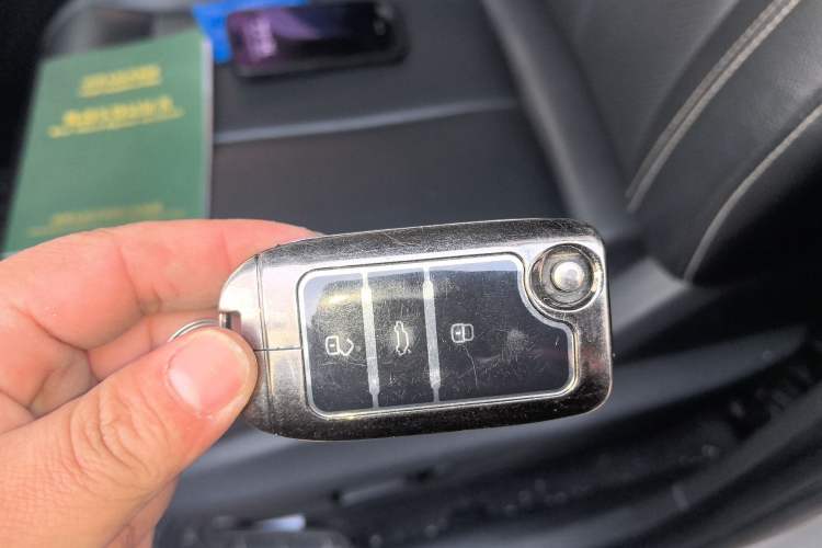 Used Roewe RX5 2020 20T Automatic 4G Connected Million-Dollar Flagship Edition Vehicle Key