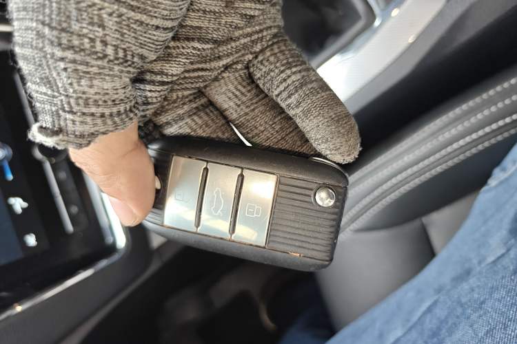 Used Roewe RX5 2020 20T Manual 4G Connect Million Edition Vehicle Key