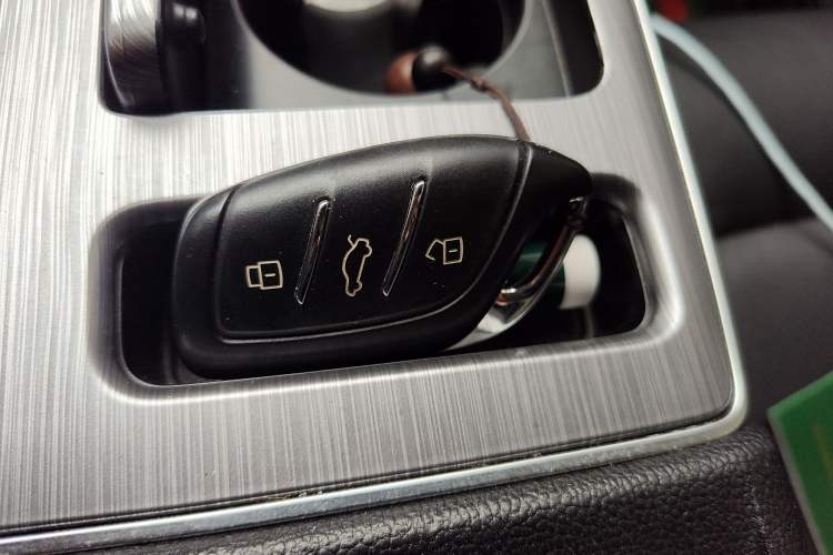 Used Roewe RX5 2020 PLUS 300TGI Automatic Ali National Trend Flagship Edition Vehicle Key