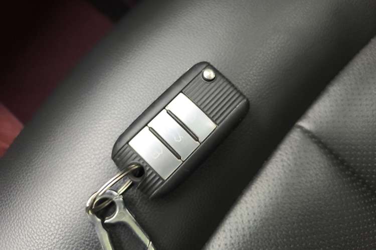Used Roewe RX5 2020 20T Automatic 4G Connect Superior Flagship Edition Vehicle Key