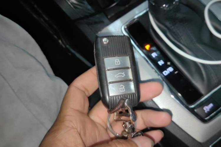 Used Roewe RX5 2020 20T Automatic 4G Connect Superior Flagship Edition Vehicle Key