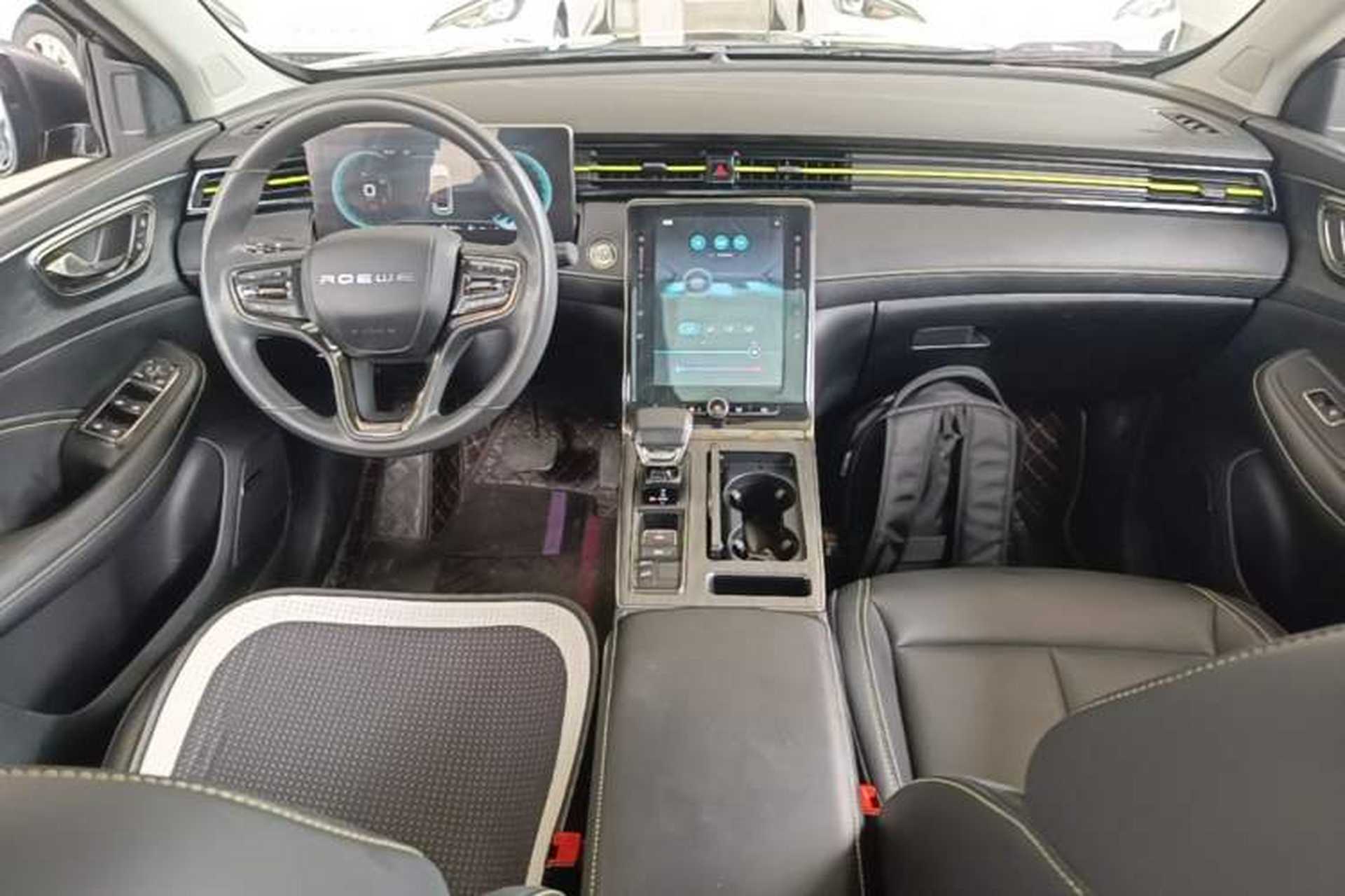 Used Roewe RX5 2021 PLUS 330TGI Automatic National Style Smart Enjoyment Edition Center Console