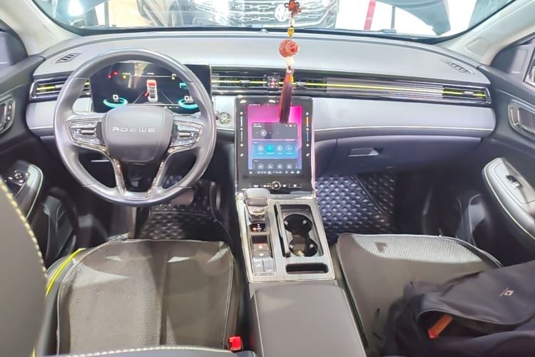 Used Roewe RX5 2021 PLUS 330TGI Automatic National Trend Intelligent Deluxe Edition Center Console