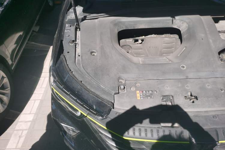 Used Roewe RX5 2021 PLUS 300TGI Automatic Ali National Trend Flagship Ronglin Edition Engine Bay Right