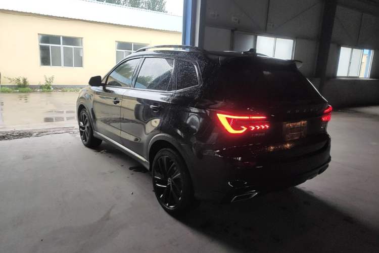Used Roewe RX5 2021 PLUS 300TGI Automatic Ali National Trend Flagship Ronglin Edition Exterior 2