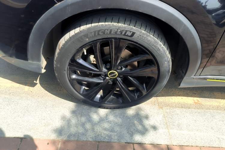 Used Roewe RX5 2021 PLUS 300TGI Automatic Ali National Trend Flagship Ronglin Edition Exterior 4