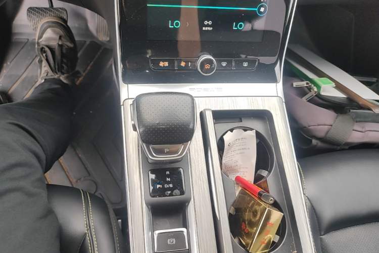 Used Roewe RX5 2021 PLUS 300TGI Automatic Ali National Trend Flagship Ronglin Edition Gear Lever