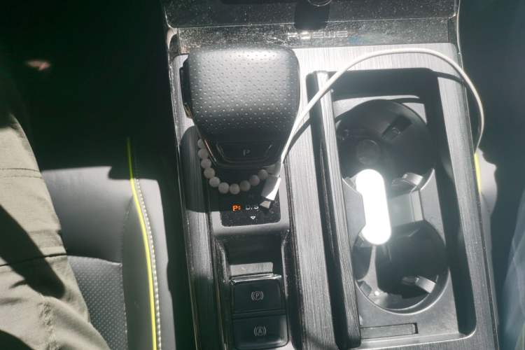 Used Roewe RX5 2021 PLUS 300TGI Automatic Ali National Trend Flagship Ronglin Edition Gear Lever