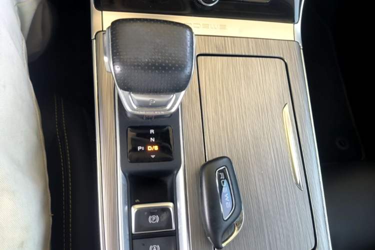 Used Roewe RX5 2021 PLUS 300TGI Automatic Ali National Trend Flagship Ronglin Edition Gear Lever