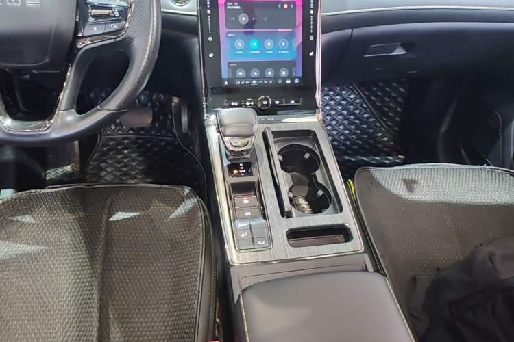 Used Roewe RX5 2021 PLUS 330TGI Automatic National Trend Intelligent Deluxe Edition Gear Lever
