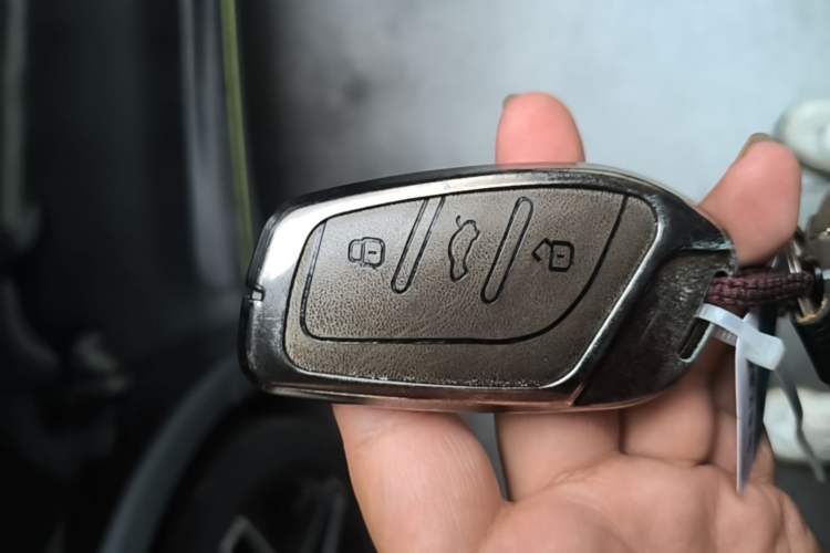 Used Roewe RX5 2021 PLUS 330TGI Automatic National Style Smart Enjoyment Edition Interior 1